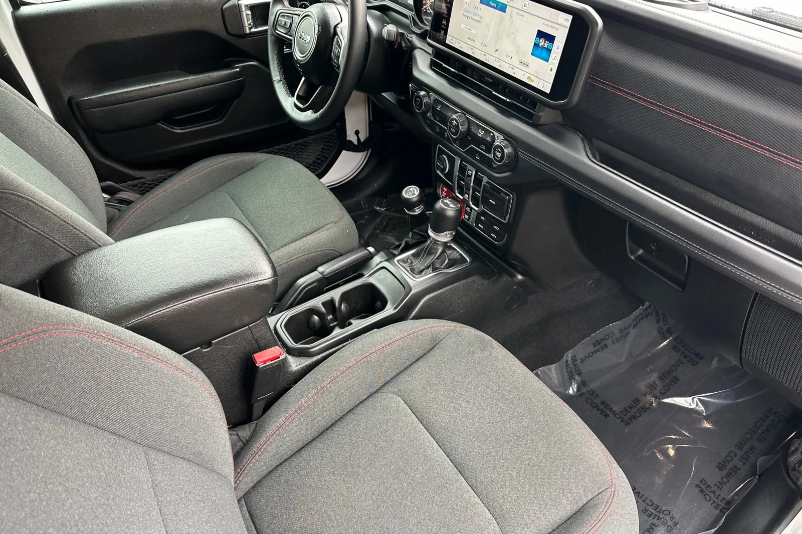 Used 2025 White Jeep Rubicon image 15