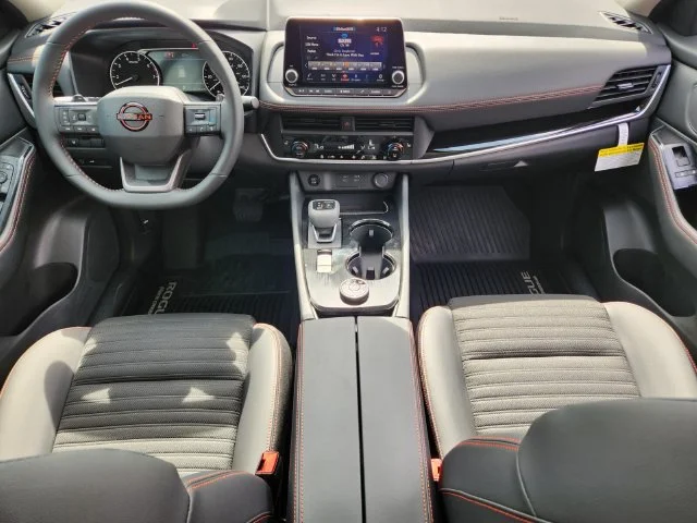 New 2026 Everest White Pearl TriCoat Nissan Rock Creek® image 15