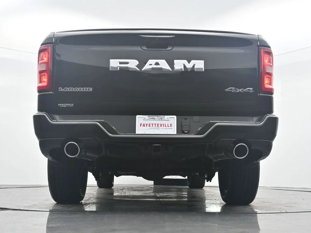 New 2026 Diamond Black Crystal Pearl-Coat Exterior Paint RAM Laramie image 38