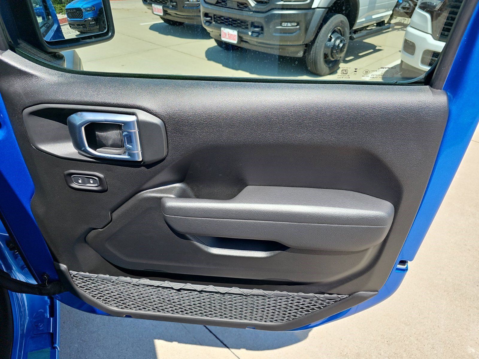 New 2026 Hydro Blue Pearlcoat Jeep Sport S image 12
