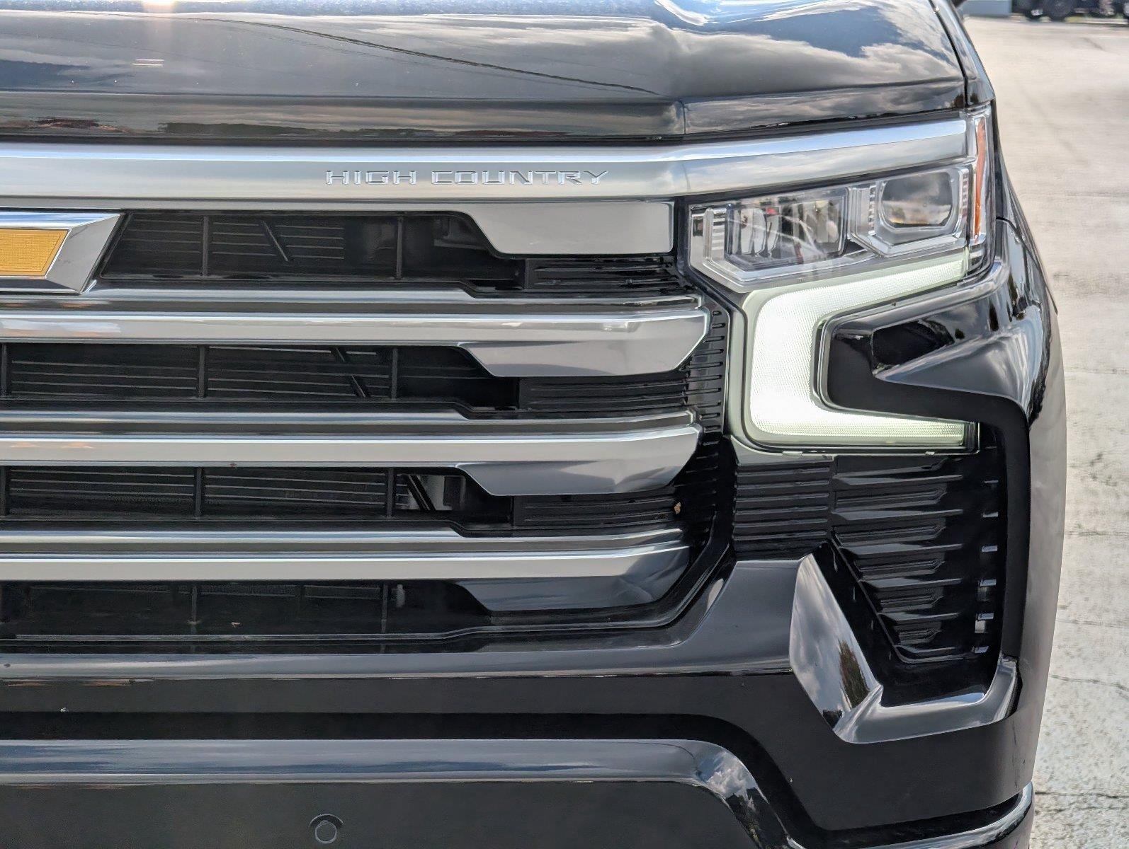 New 2026 Black Chevrolet High Country image 9