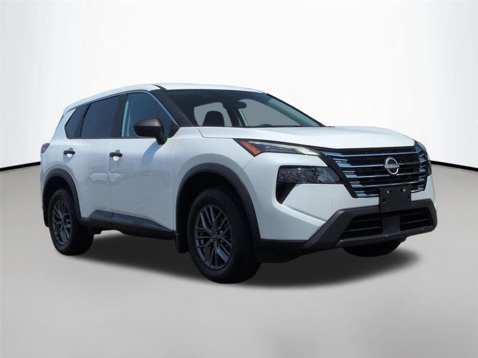 Used 2024 Glacier White Nissan S image 7