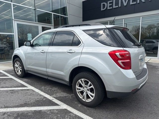 2017 Chevrolet Equinox LT's photo