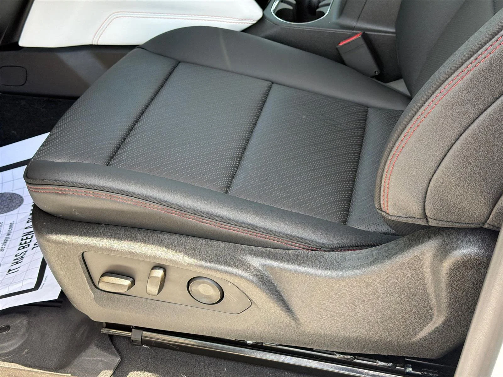 2026 GMC Canyon AT4X - Photo 14