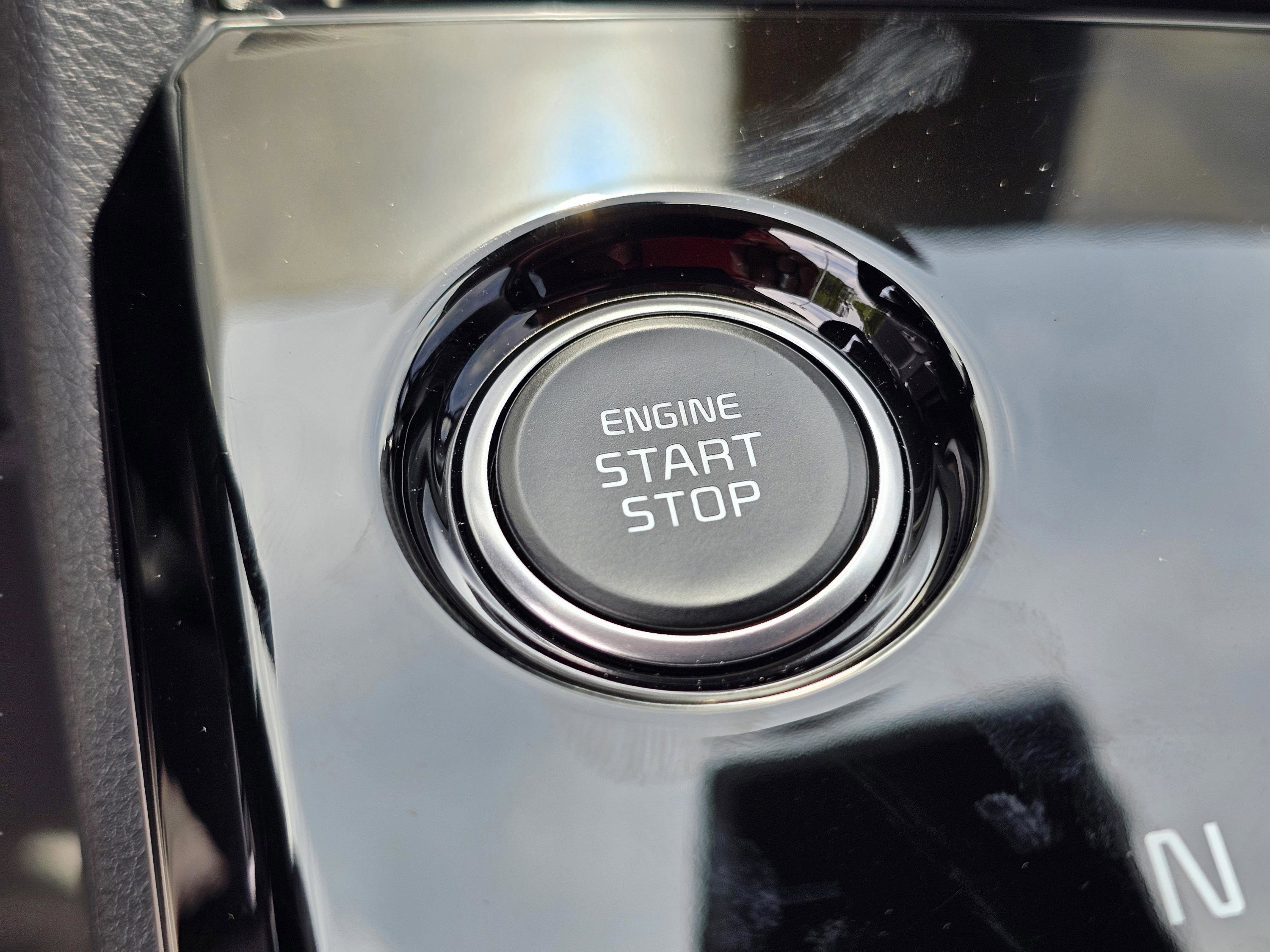 2025 Kia Sportage EX Hybrid - Photo 22