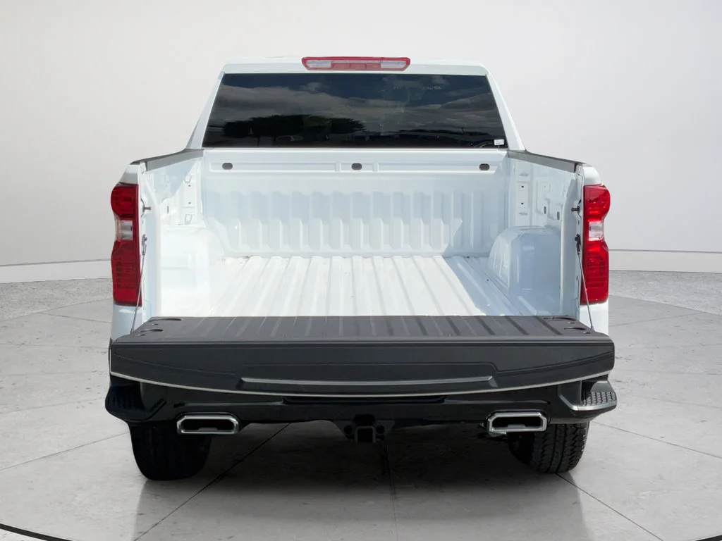 New 2026 Summit White Chevrolet Custom Trail Boss image 17