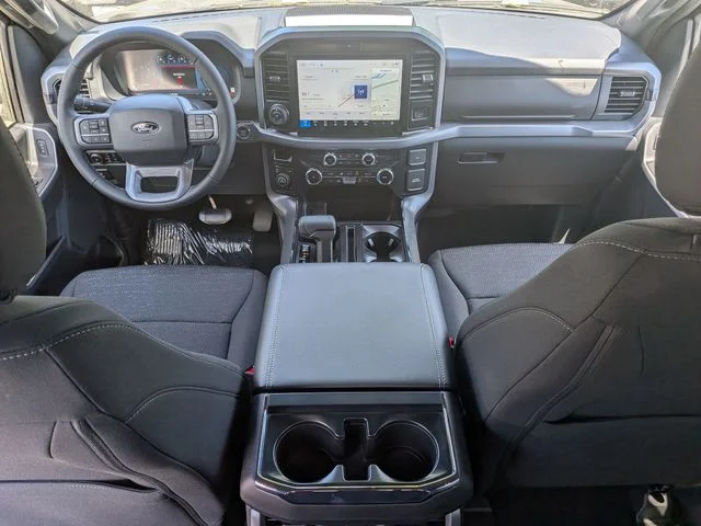 New 2026 Carbonized Gray Metallic Ford XLT image 15