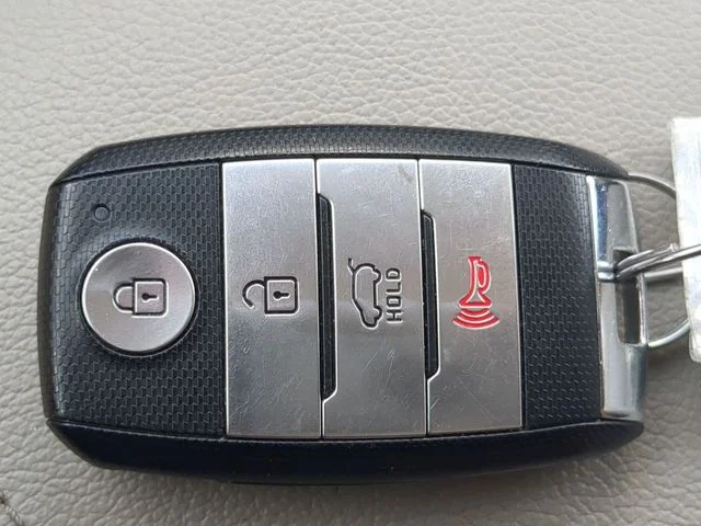 Certified Used 2020 Snow White Pearl Kia EX image 28