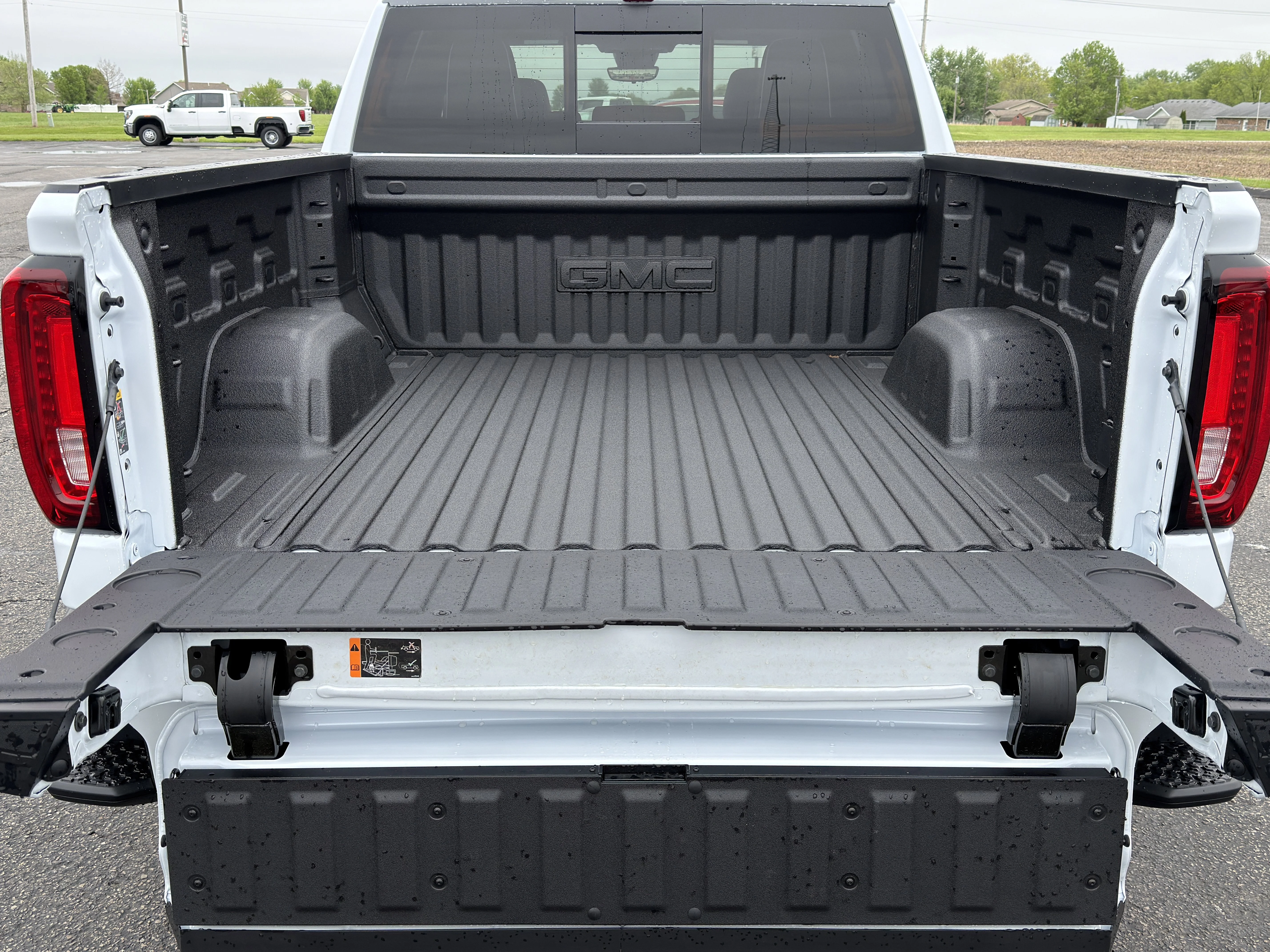 New 2026 Glacier White Tricoat GMC Denali Ultimate image 12
