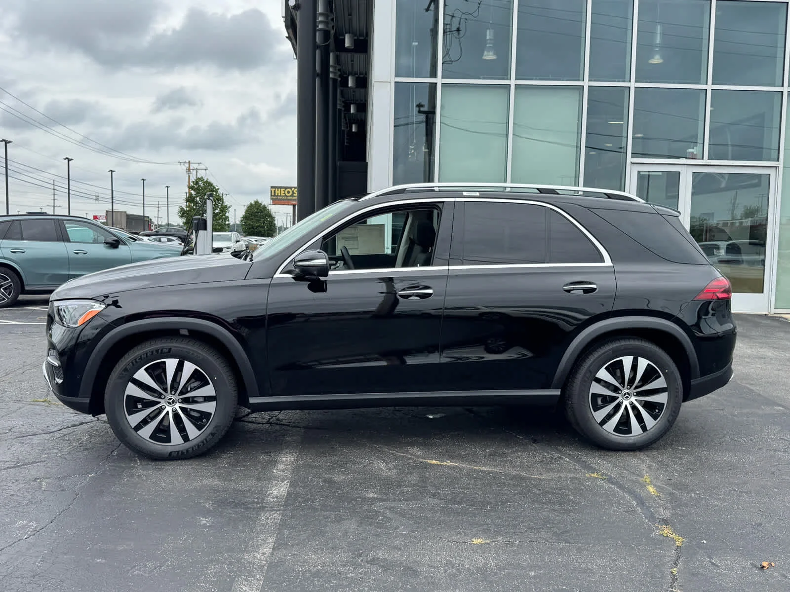 New 2026 Black Mercedes-Benz GLE 350 image 6