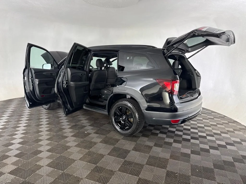 Used 2022 Black Honda TrailSport image 18