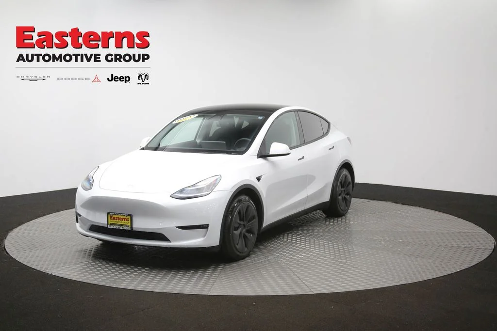 Used 2021 White Tesla Long Range image 48