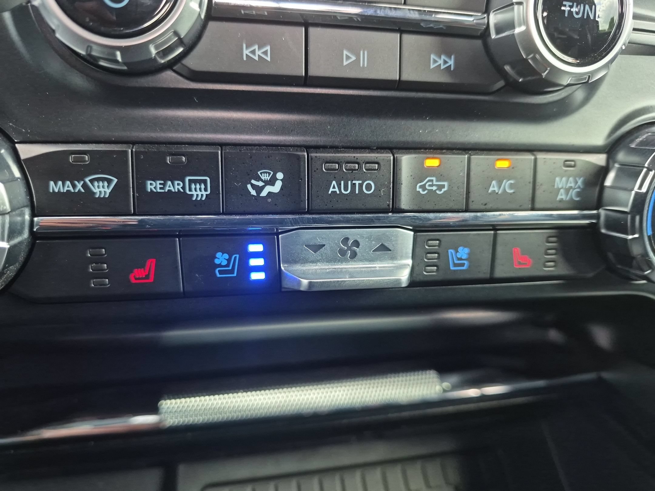 Used 2023 Azure Gray Metallic Ford Raptor 4WD image 21