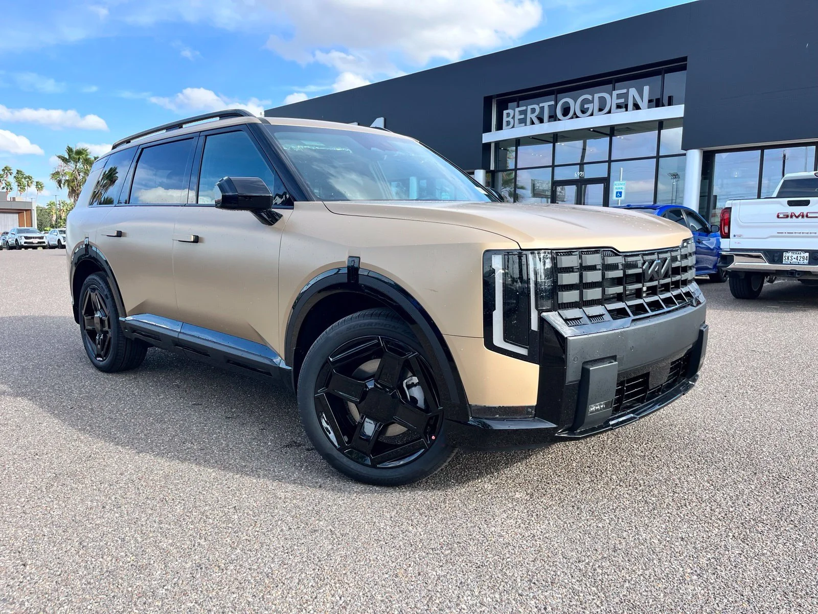 New 2027  Kia X-Line EX image 1