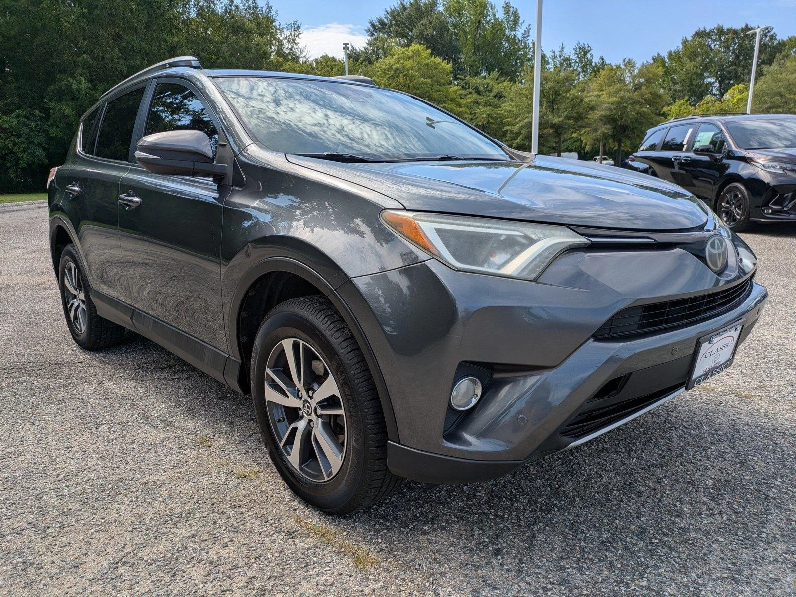 Used 2018 Magnetic Gray Metallic Toyota XLE image 2