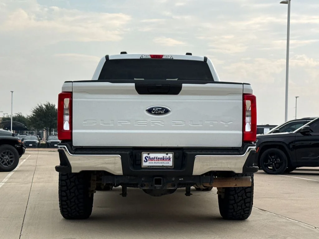 Used 2025 White Ford XLT image 7