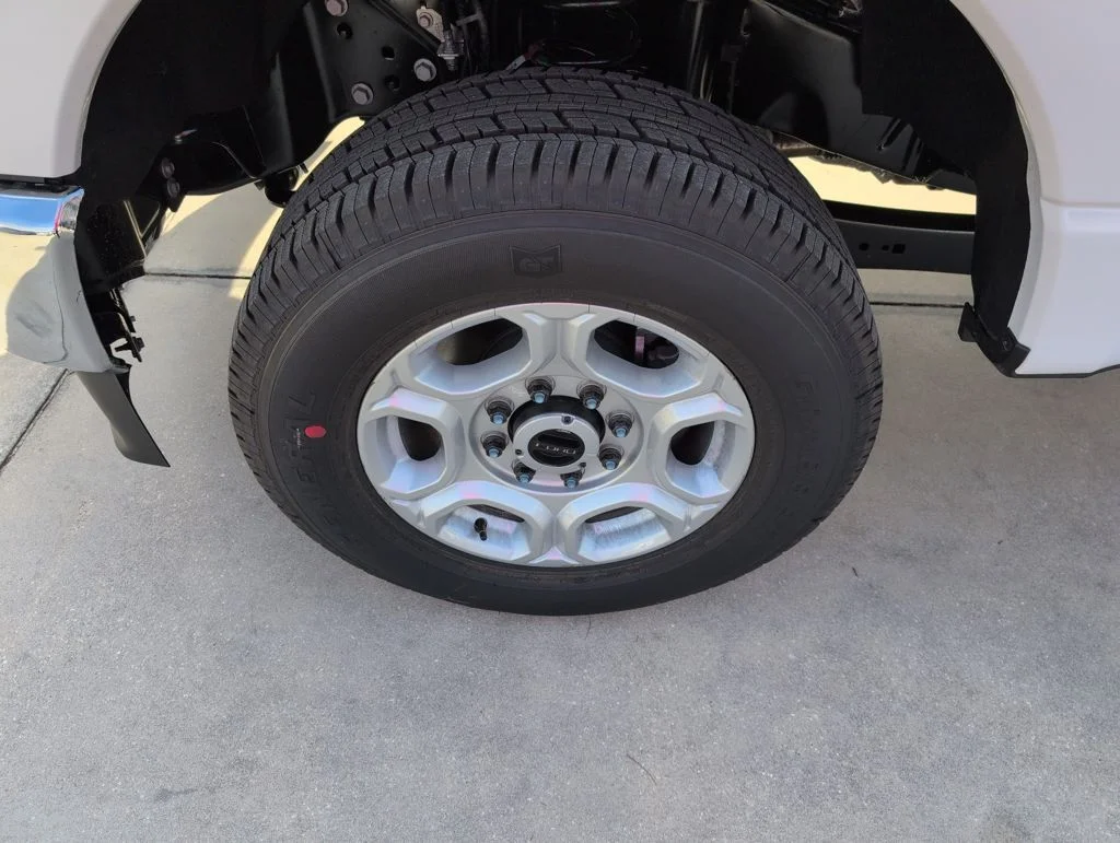 New 2026 White Ford XLT image 17