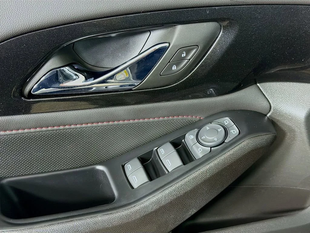 Used 2024 Sterling Gray Metallic Chevrolet RS image 18