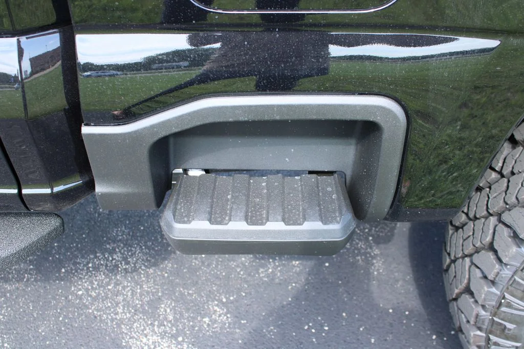 New 2026 Agate Black Metallic Ford F-250® XLT image 8