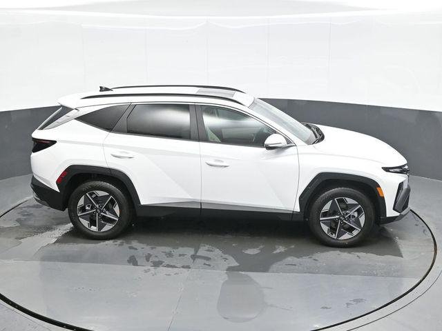 New 2026 White Hyundai SEL Premium AWD image 16