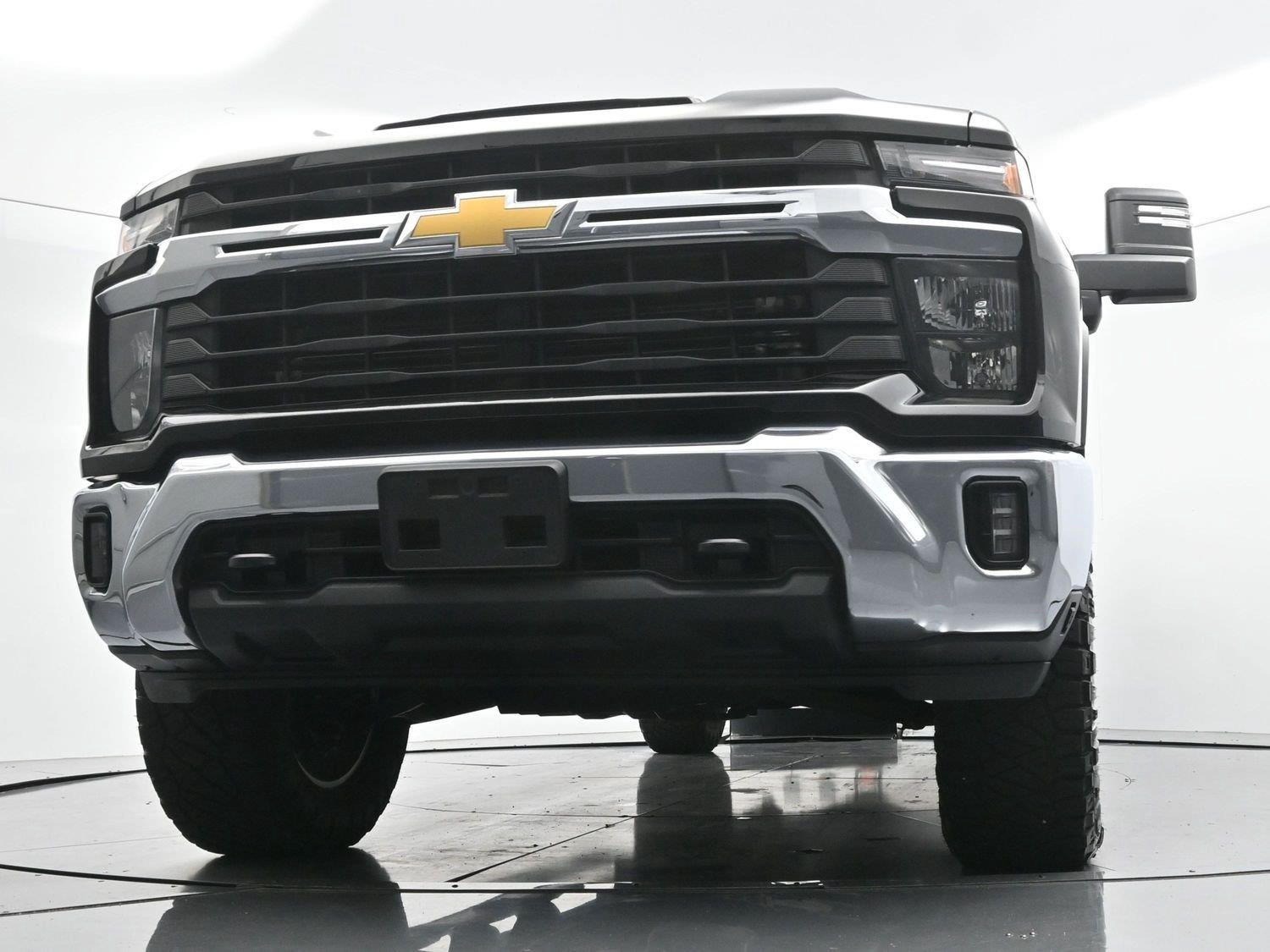 Used 2024 Black Chevrolet LT image 49