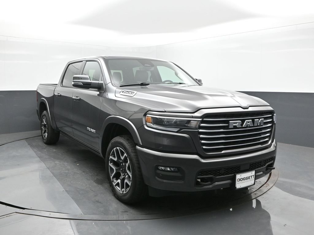 New 2026 Granite Crystal Metallic Clear-Coat Exterior Paint RAM Laramie image 22