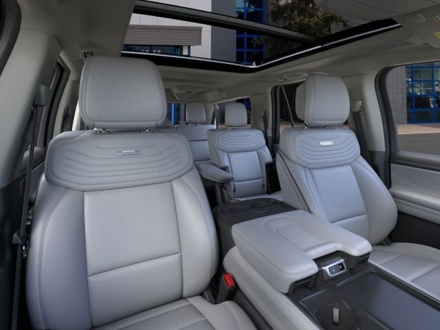 New 2026 Glacier Gray Metallic Tri-Coat Ford MAX Platinum® image 10