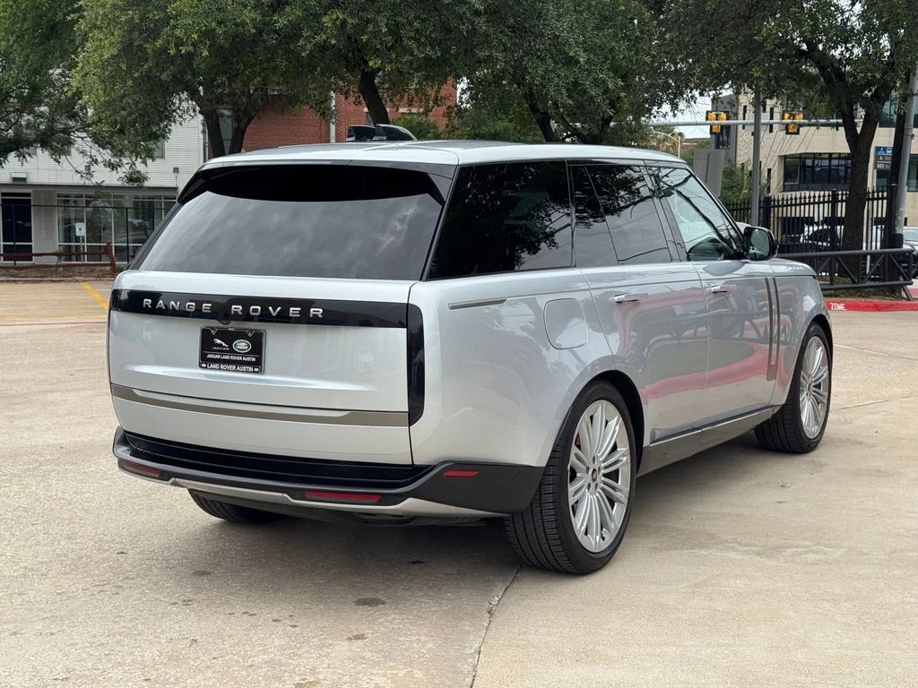 Certified Used 2023 Silver Land Rover SE image 10