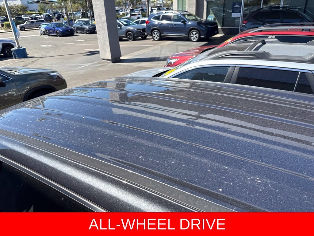 Used 2020 Gray Hyundai SE image 25
