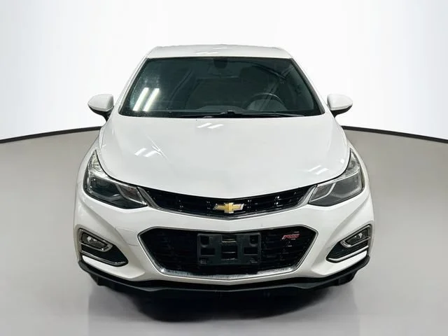 Used 2017 Chevrolet Cruze LT with VIN 3G1BE6SM9HS524371 for sale in Tallmadge, OH