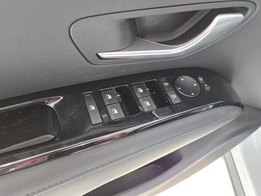 2025 Hyundai Santa Cruz Limited - Photo 26