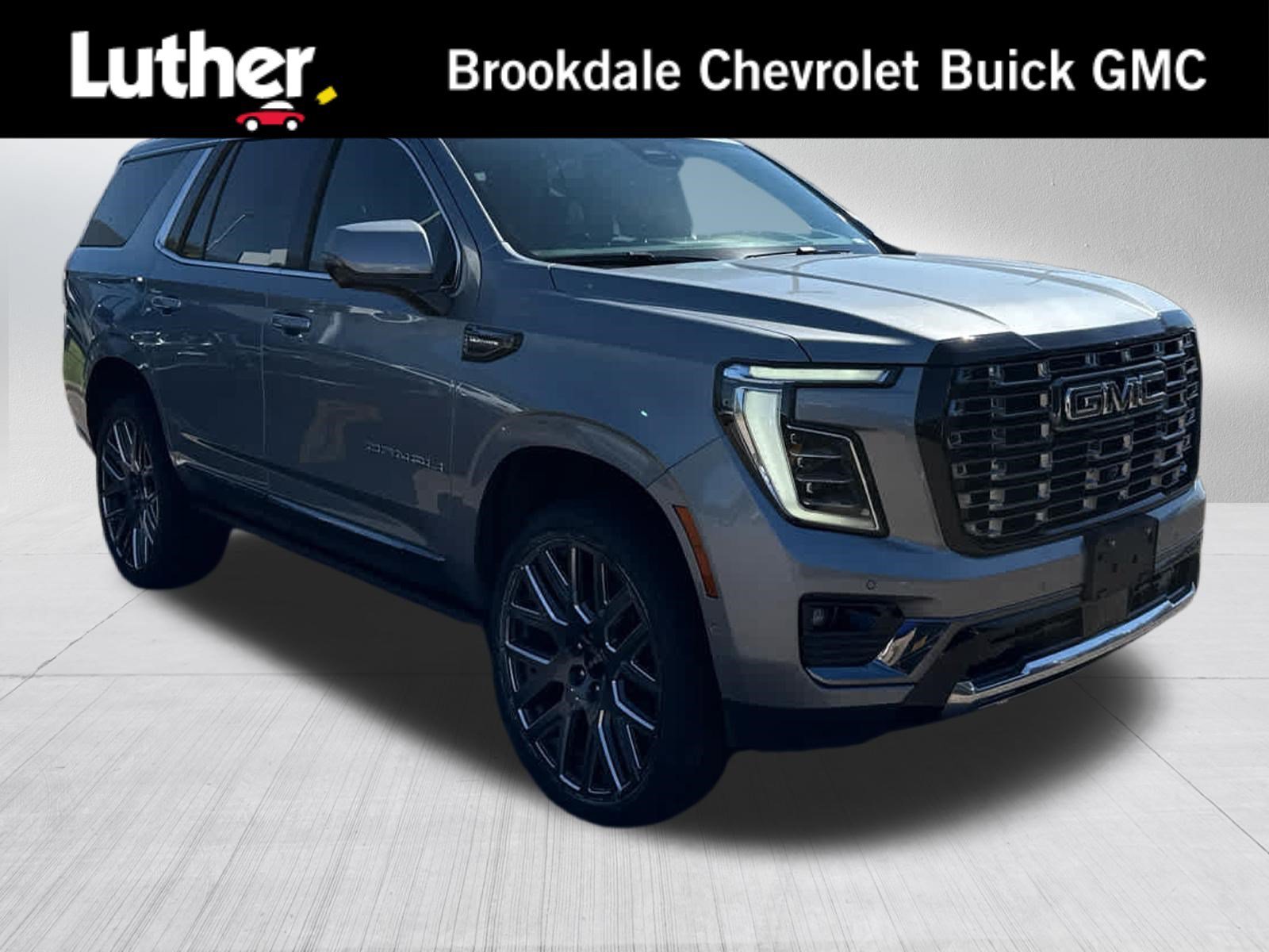 Used 2025 Sterling Metallic GMC Denali Ultimate image 1