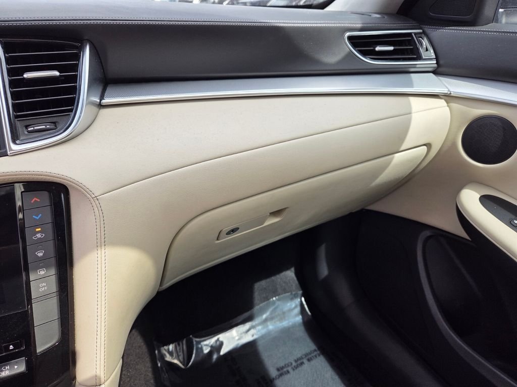 Used 2020 Blue INFINITI LUXE image 27
