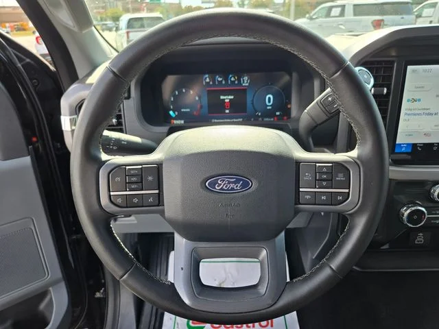 Used 2025 Black Ford XLT image 32