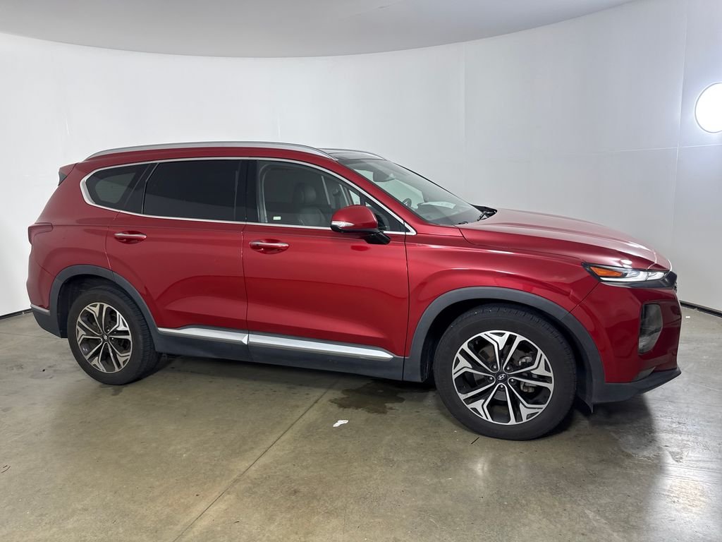 Used 2019 Red Hyundai Ultimate image 3