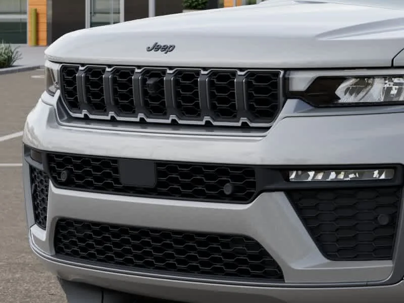 New 2026 Silver Zynith Jeep Limited Reserve image 11