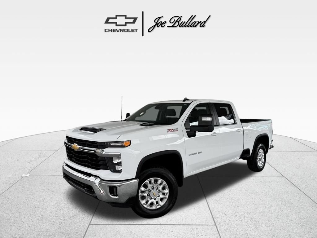 2025 Chevrolet Silverado HD LT 4WD Crew Cab Standard Box's photo