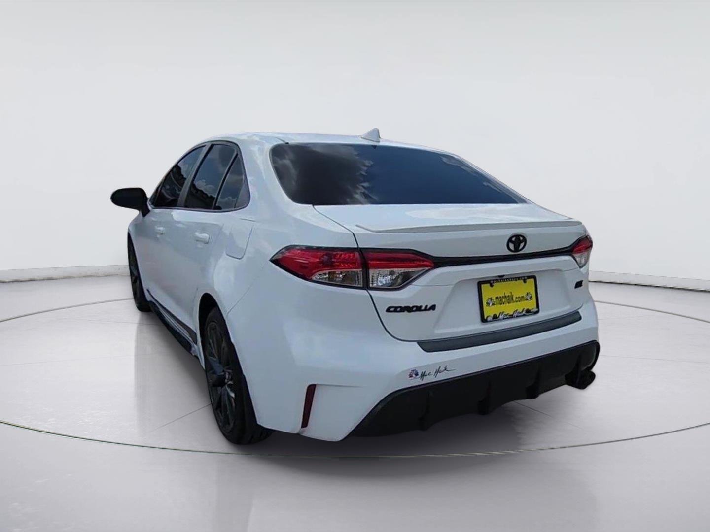 2024 Toyota Corolla SE White at Robbins Nissan
