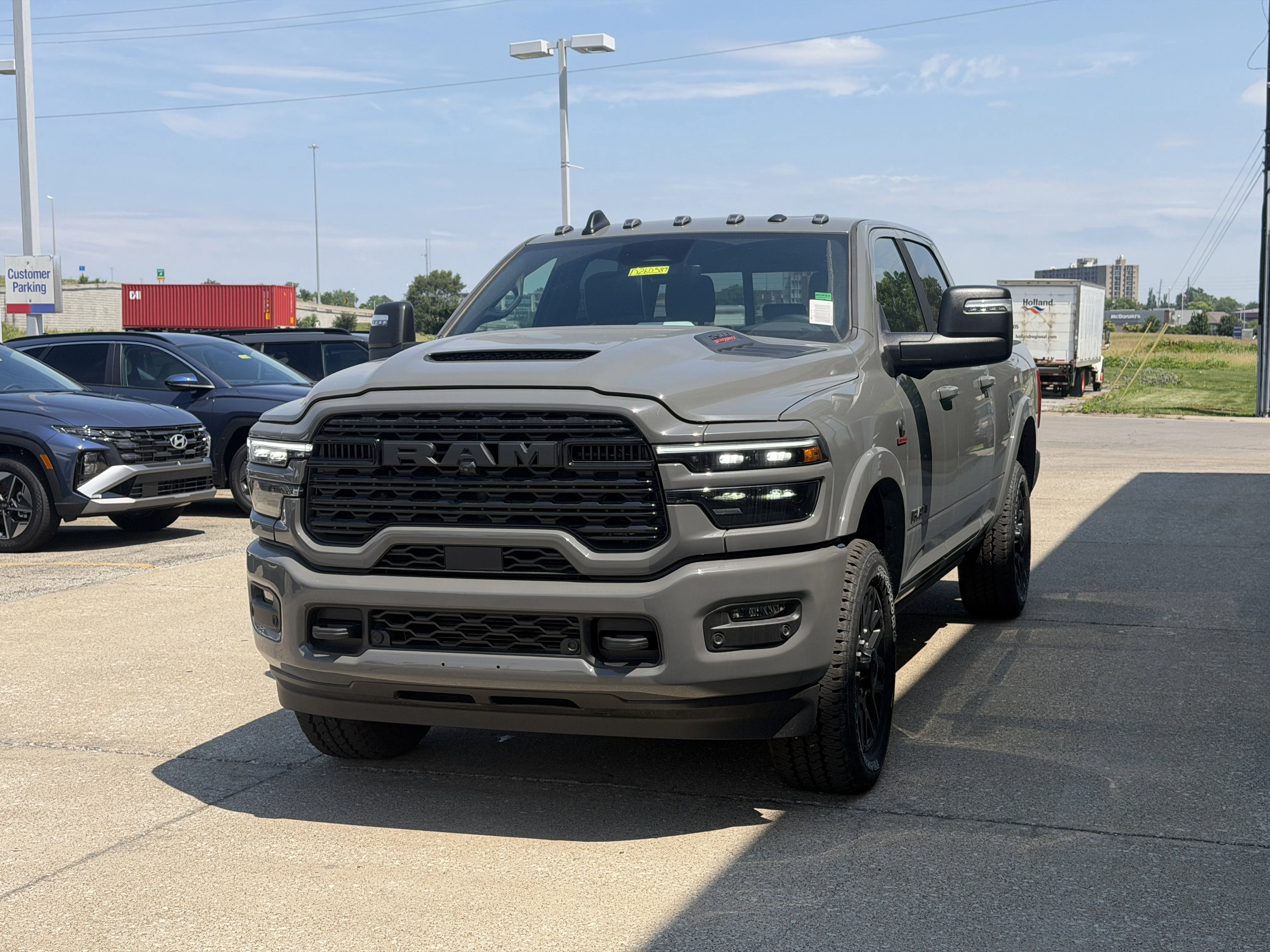 New 2026 Ceramic Gray Clear-Coat Exterior Paint RAM Limited image 19
