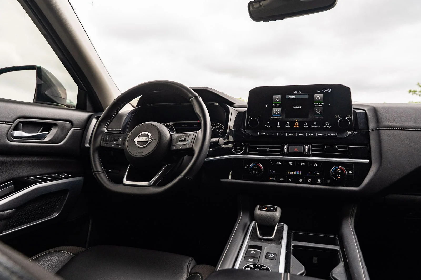 Used 2025 Gray Nissan SL image 26
