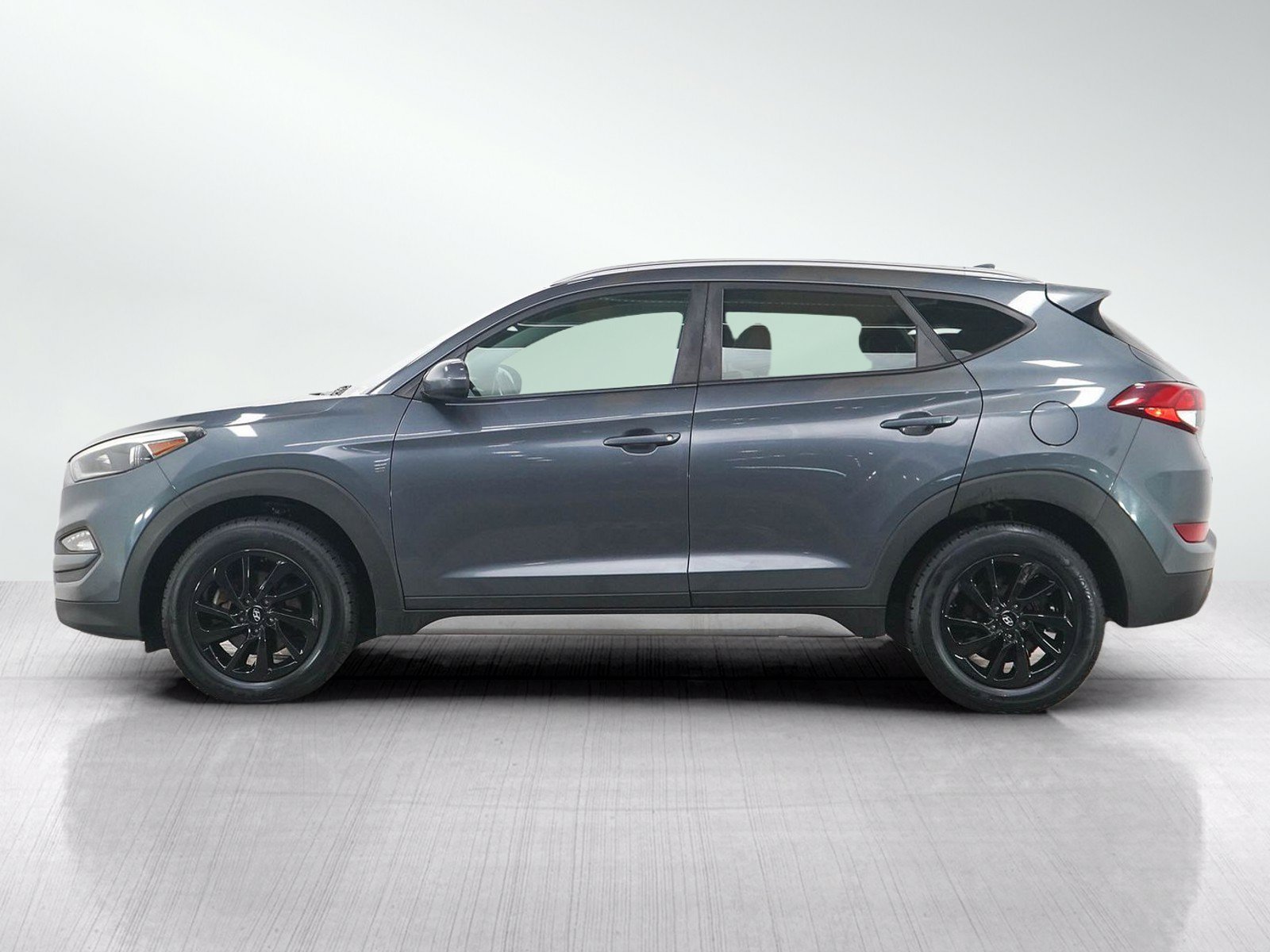 Used 2018 Hyundai Tucson SEL with VIN KM8J33A44JU691523 for sale in Minneapolis, Minnesota