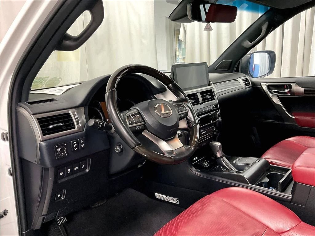 Used 2023 White Lexus 460 Luxury image 13