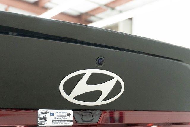 New 2026 Black Hyundai SEL Sport image 20