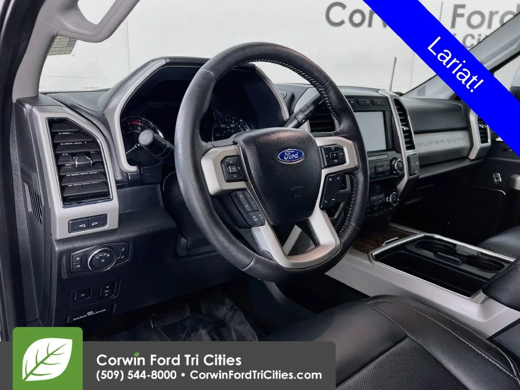 Used 2019 Ingot Silver Ford Lariat image 2