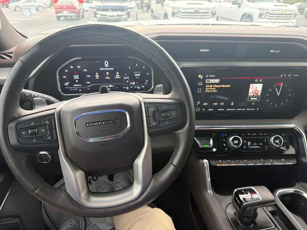 Used 2023 White GMC Denali image 18
