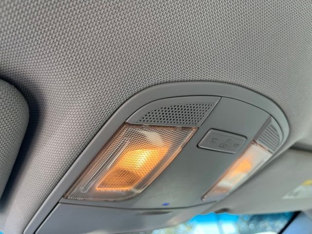 Used 2017 Gray Hyundai Base image 28