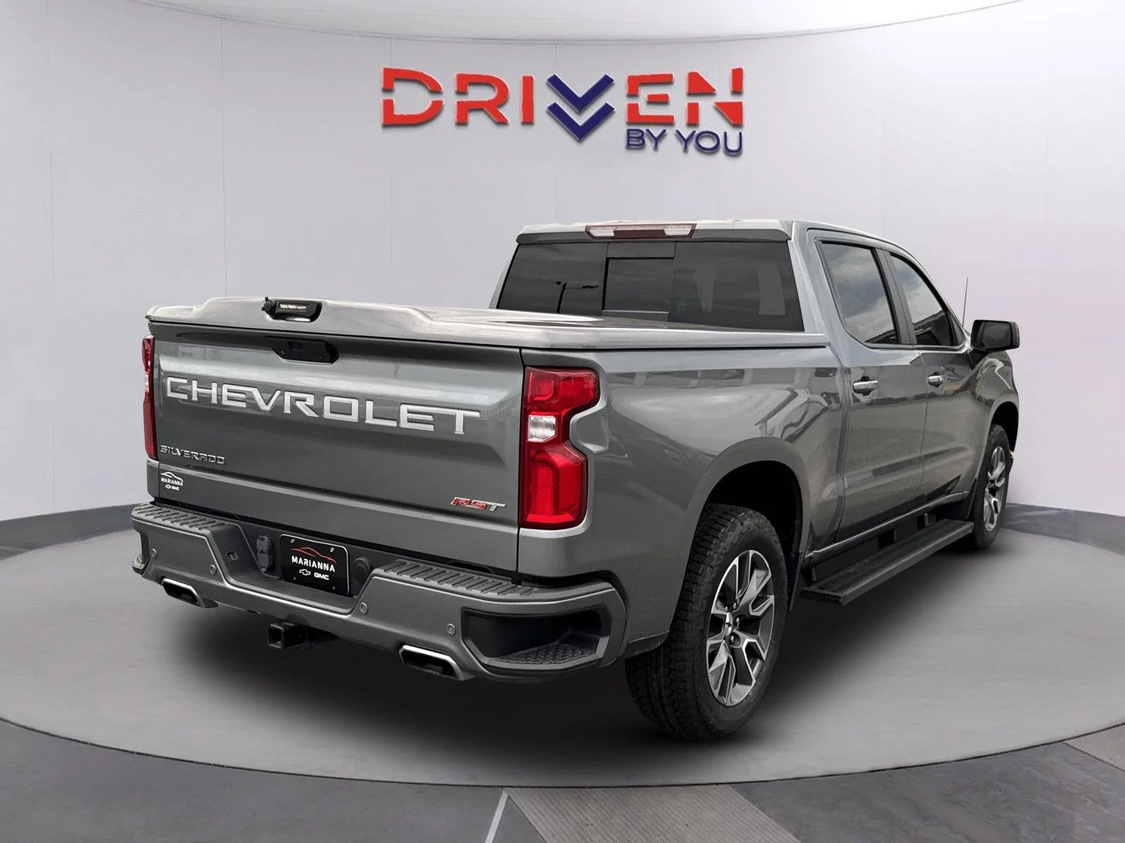 Used 2021 SATIN STEEL METALLIC Chevrolet RST image 4