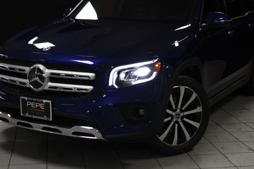 Certified Used 2023 Blue Mercedes-Benz GLB 250 image 7