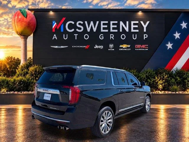 Used 2022 Onyx Black GMC Denali image 5