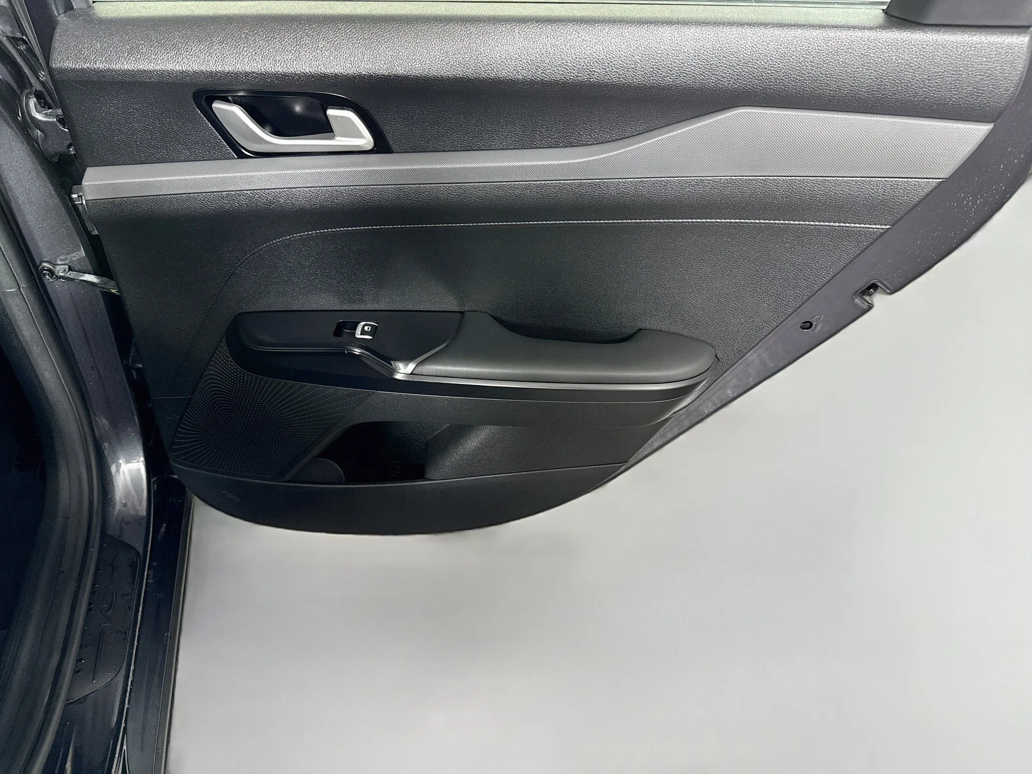 Used 2023 Gravity Gray Kia LXS image 24